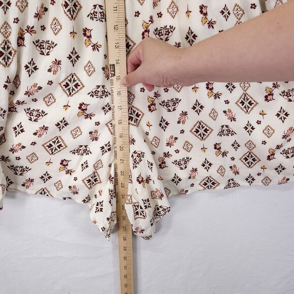 Torrid Womens Gauze Surplice Romper Size 1X Flutter Sleeve Fall Foliage Print - Picture 6 of 16